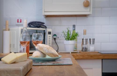 Paignton House | Daisy Cottage