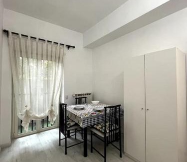 Quartiere XXII Collatino House | Daisy Home - Tiburtina loft in Rome WiFi