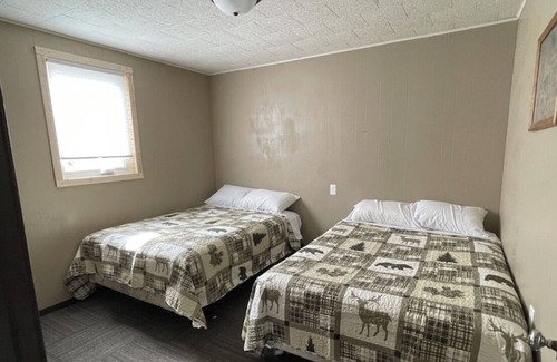 Faulkton Cabin | Dakota Landing Cabins & Motel: #10-Cozy, newly remodeled cabin
