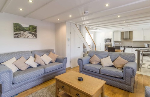 Allendale Cottage | DALE VIEW, family friendly in Catton