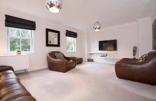 Durham House | Dalton Crescent