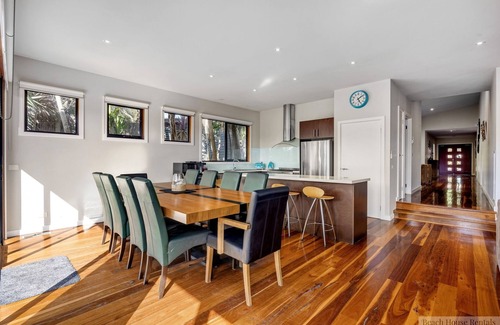 Blairgowrie House | DANA DELIGHTS! SUPERB COASTAL SPA & MODERN BEACH HOUSE, BLAIRGOWRIE