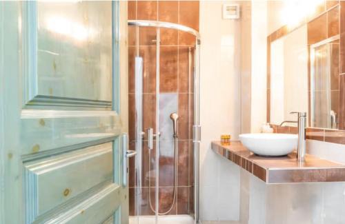 Fira Hotel | Danae Villa