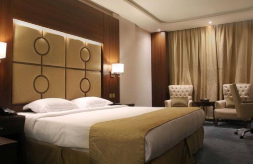 Al-Hamra'a Hotel | Dancenter Red Sea Fountain Alhamra