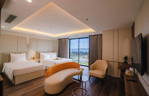 Bai Chay Hotel | Danitel Halong