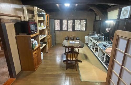 Yashima-higashi Machi Apartment | dannouraしげの里 1棟貸切 築120年古民家 バーベキュー 海が見える駐車場無料