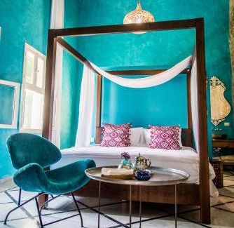 Tyre Bed & Breakfast | Dar Camelia
