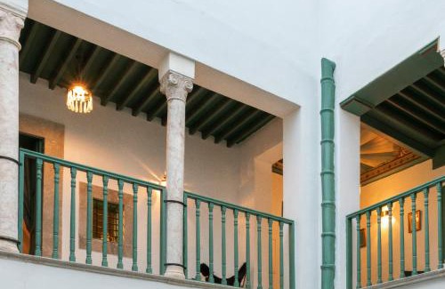 Medina of Tunis Bed & Breakfast | Dar May - Maison d'hôte