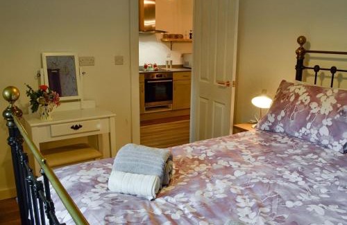 Brecon House | Dark Sky Lodge