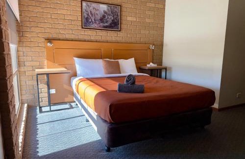 Wentworth Hotel | Darling Junction Motor Inn