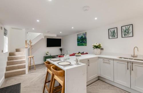Luddesdown House | Darnley Lodge