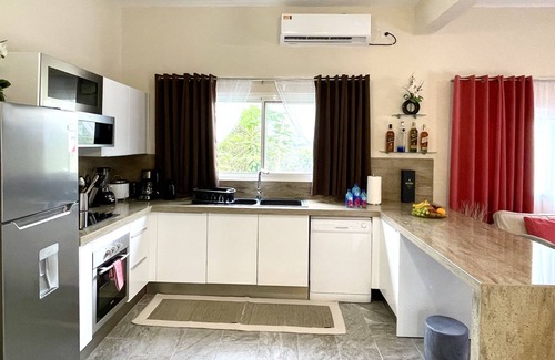 Dawn Beach Estates House | Dawn Beach Club Villa. With Beach access.