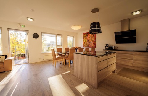 Hliðar Apartment | Day Dream Stakkholt