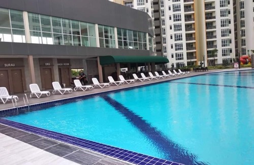 Johor Bahru Apartment | Daya Fun Kids Homestay by SR Home