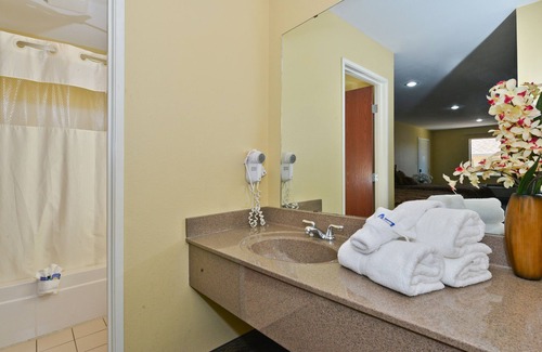 Abbeville Hotel | Days Inn by Wyndham Abbeville