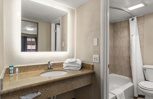 Northeast Heights Hotel | Days Inn by Wyndham Albuquerque Northeast