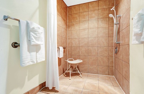 Westside Hotel | Days Inn by Wyndham Albuquerque West