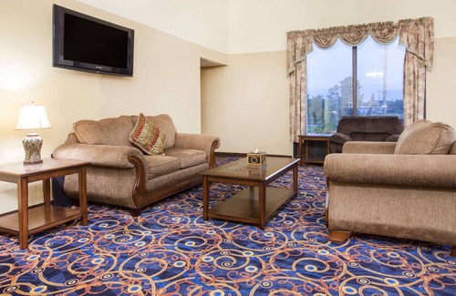 Alma Hotel | Days Inn by Wyndham Alma