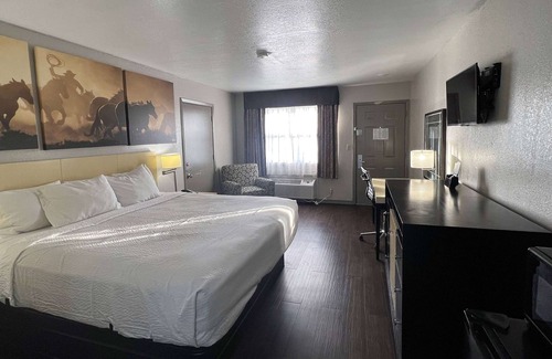 Canton Hotel | Days Inn by Wyndham Canton