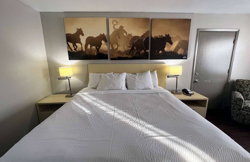 Canton Hotel | Days Inn by Wyndham Canton