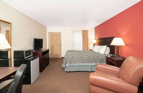 Cave City Hotel | Days Inn by Wyndham Cave City