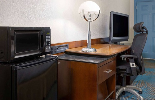St. Andrews Hotel | Days Inn by Wyndham Columbia