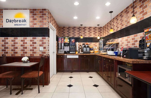 Concord Hotel | Days Inn by Wyndham Concord