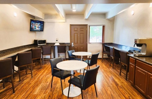 Capitol Hill Hotel | Days Inn by Wyndham Denver Downtown