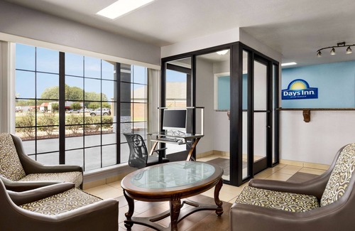 Fulton Hotel | Days Inn by Wyndham Fulton