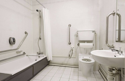 Kendal Hotel | Days Inn by Wyndham Kendal Killington Lake