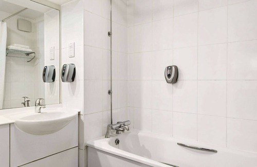Kendal Hotel | Days Inn by Wyndham Kendal Killington Lake