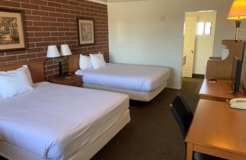 Lake Point Hotel | Days Inn by Wyndham Lake Point