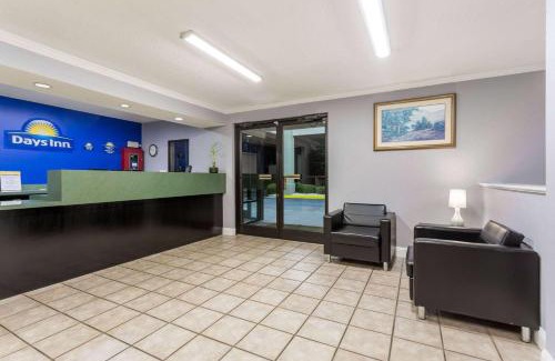 Lugoff Hotel | Days Inn by Wyndham Lugoff