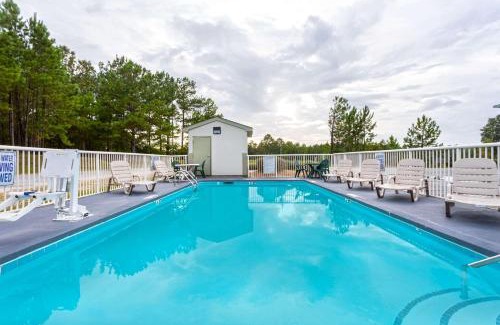 Lugoff Hotel | Days Inn by Wyndham Lugoff