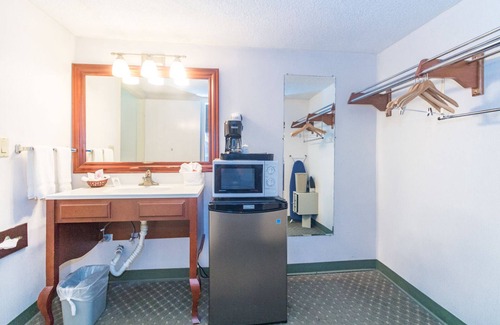 Cortez Hill Hotel | Days Inn by Wyndham San Diego/Downtown/Convention Center