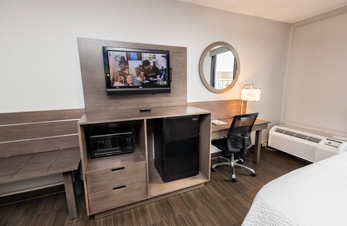 Sharonville Hotel | Days Inn by Wyndham Sharonville
