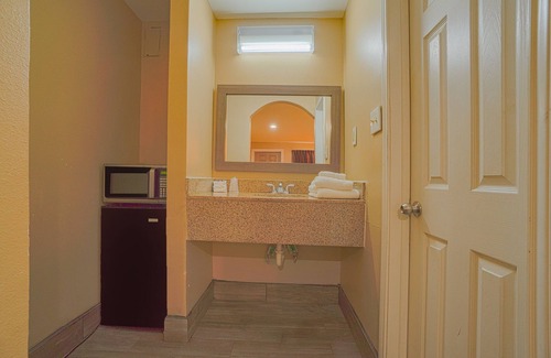 Aransas Pass Hotel | Days Inn by Wyndham Aransas Pass