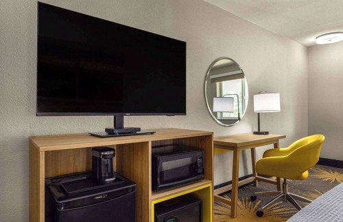 Williams Hotel | Days Inn by Wyndham Williams