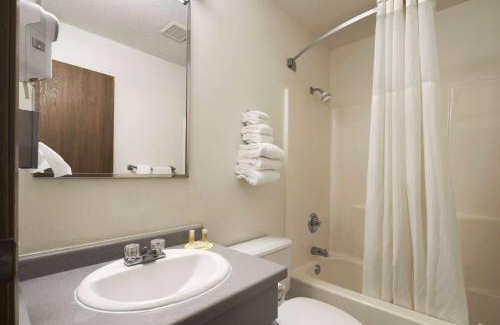 Willmar Hotel | Days Inn by Wyndham Willmar
