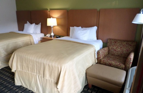 West Southern Pines Hotel | Days Inn & Conf Center by Wyndham Southern Pines Pinehurst