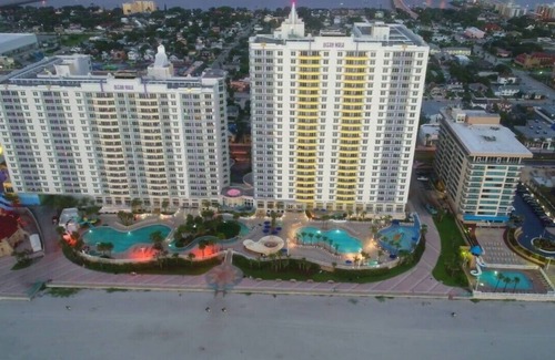 Daytona Beach Apartment | Daytona Ocean Walk Wyndham 1 bedroom sleeps 4 view
