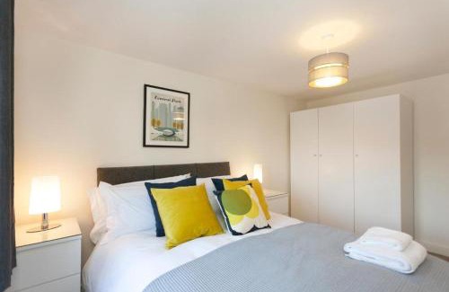 Castle Donington Apartment | DBS Serviced Apartments - The Townhouse