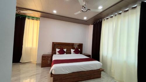 Dehradun House | DE AERO SUITES Near Dehradun Airport