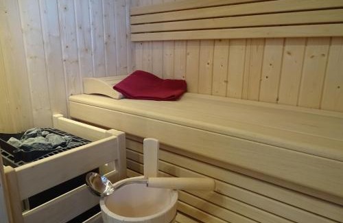 Bruck an der Grossglocknerstrasse Ski Chalet | Detached chalet close to the ski area