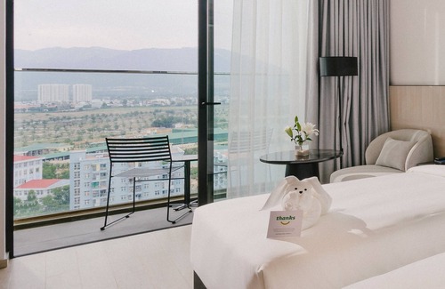 Tran Phu Beach Hotel | December