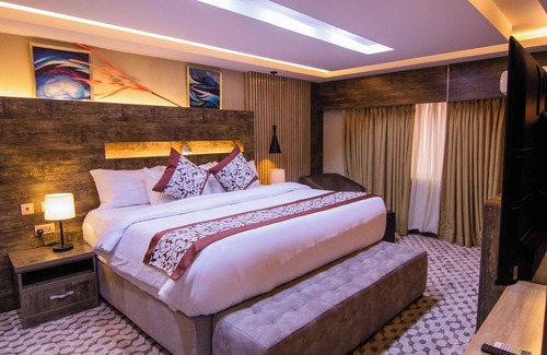 Ibadan Hotel | Dee Rocket Hotel
