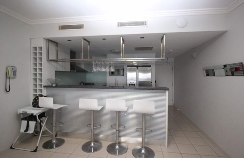 Brisbane Waterfront House | Deep Blue Apartment 1 Tangalooma
