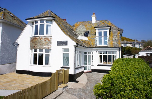 West Looe House | Deep Blue Shore - large luxury holiday home, 60m from the beach