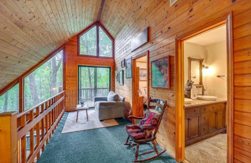 Deep Gap House | Deep Gap Cabin with Private Deck and Community Perks!