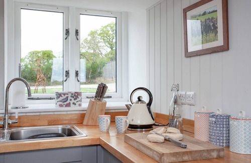 Worlington Cottage | Deep in beautiful, rural mid Devon, surrounded by rolling green fields, lies Upper Red Down.